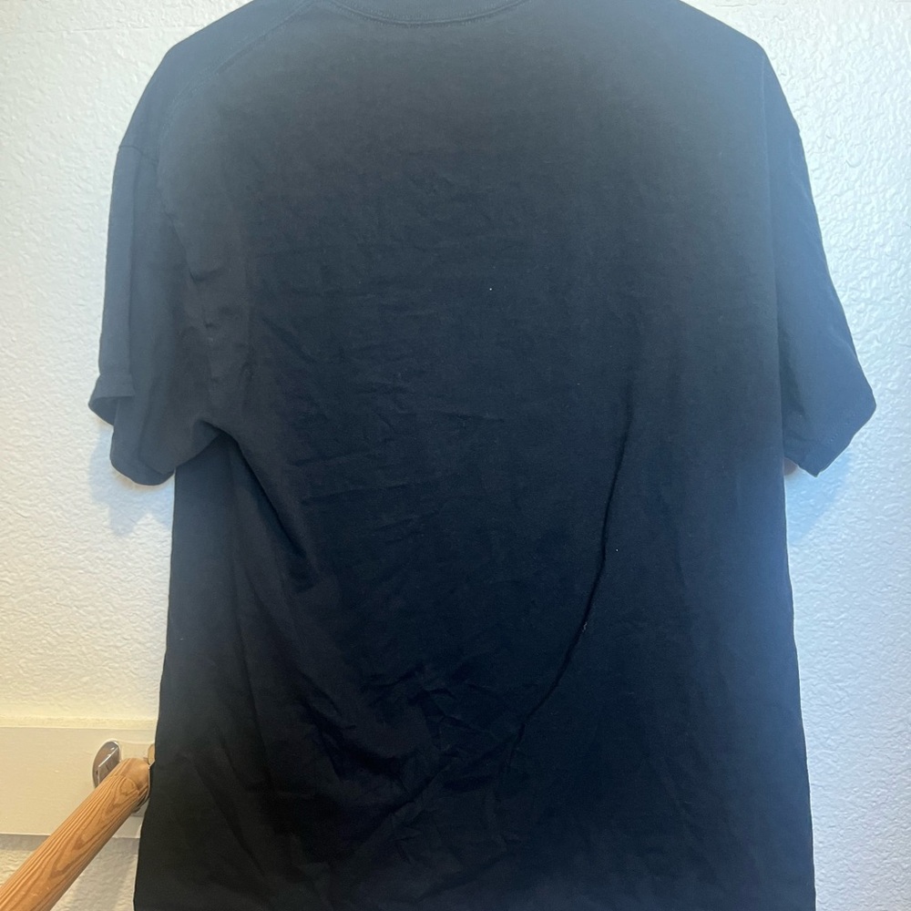 Size Large - Picture 2 of 2